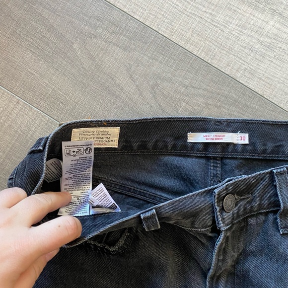 Levi’s Middy Straight EUC - Picture 6 of 6